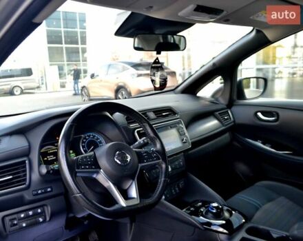 Сірий Ніссан Ліф, об'ємом двигуна 0 л та пробігом 119 тис. км за 12300 $, фото 125 на Automoto.ua