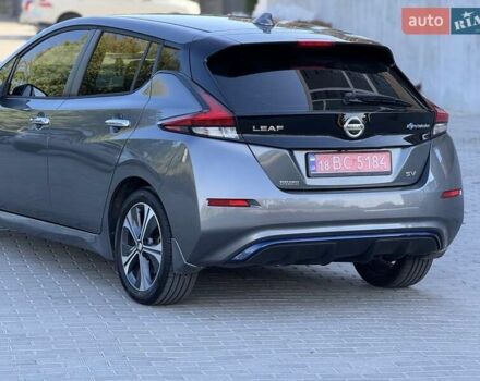 Серый Ниссан Лиф, объемом двигателя 0 л и пробегом 160 тыс. км за 10999 $, фото 16 на Automoto.ua