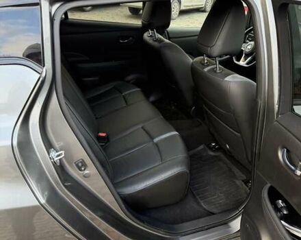 Серый Ниссан Лиф, объемом двигателя 0 л и пробегом 127 тыс. км за 12400 $, фото 25 на Automoto.ua