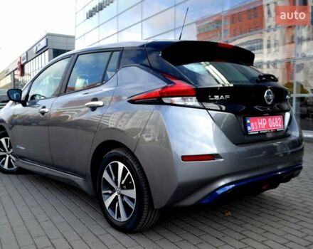 Сірий Ніссан Ліф, об'ємом двигуна 0 л та пробігом 119 тис. км за 12300 $, фото 4 на Automoto.ua