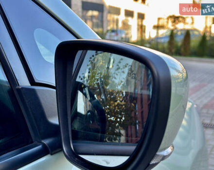 Серый Ниссан Лиф, объемом двигателя 0 л и пробегом 125 тыс. км за 12400 $, фото 8 на Automoto.ua