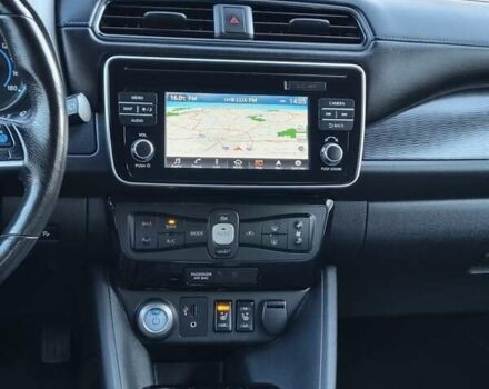 Сірий Ніссан Ліф, об'ємом двигуна 0 л та пробігом 95 тис. км за 13100 $, фото 25 на Automoto.ua