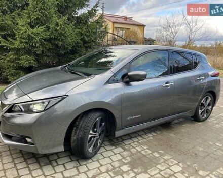 Сірий Ніссан Ліф, об'ємом двигуна 0 л та пробігом 144 тис. км за 12699 $, фото 3 на Automoto.ua