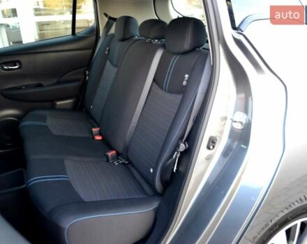 Сірий Ніссан Ліф, об'ємом двигуна 0 л та пробігом 119 тис. км за 12300 $, фото 42 на Automoto.ua