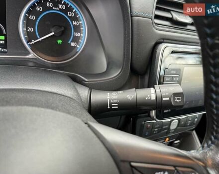 Сірий Ніссан Ліф, об'ємом двигуна 0 л та пробігом 144 тис. км за 12699 $, фото 31 на Automoto.ua