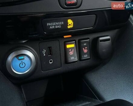 Серый Ниссан Лиф, объемом двигателя 0 л и пробегом 69 тыс. км за 15800 $, фото 28 на Automoto.ua