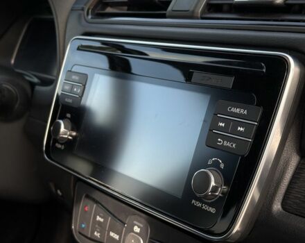 Серый Ниссан Лиф, объемом двигателя 0 л и пробегом 96 тыс. км за 12500 $, фото 16 на Automoto.ua