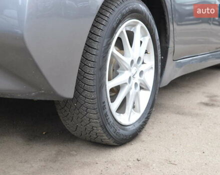 Серый Ниссан Лиф, объемом двигателя 0 л и пробегом 109 тыс. км за 12999 $, фото 13 на Automoto.ua