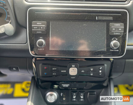 Серый Ниссан Лиф, объемом двигателя 40 л и пробегом 180 тыс. км за 14800 $, фото 15 на Automoto.ua