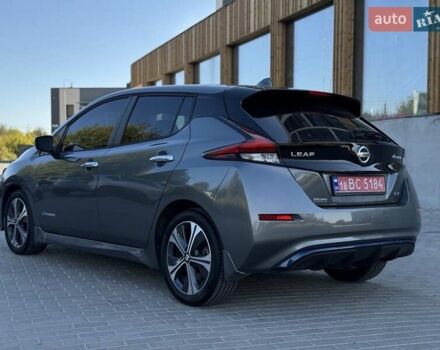 Серый Ниссан Лиф, объемом двигателя 0 л и пробегом 160 тыс. км за 11999 $, фото 5 на Automoto.ua