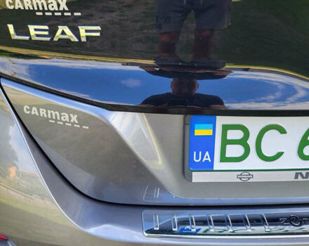 Серый Ниссан Лиф, объемом двигателя 0 л и пробегом 94 тыс. км за 13000 $, фото 6 на Automoto.ua