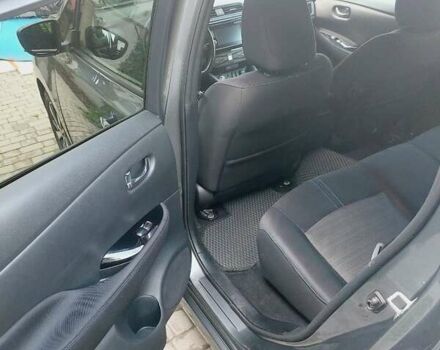 Сірий Ніссан Ліф, об'ємом двигуна 0 л та пробігом 106 тис. км за 12500 $, фото 14 на Automoto.ua