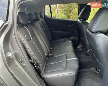 Сірий Ніссан Ліф, об'ємом двигуна 0 л та пробігом 144 тис. км за 12699 $, фото 21 на Automoto.ua