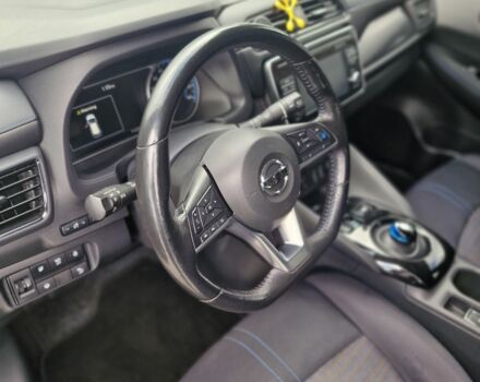 Сірий Ніссан Ліф, об'ємом двигуна 0 л та пробігом 115 тис. км за 11500 $, фото 16 на Automoto.ua