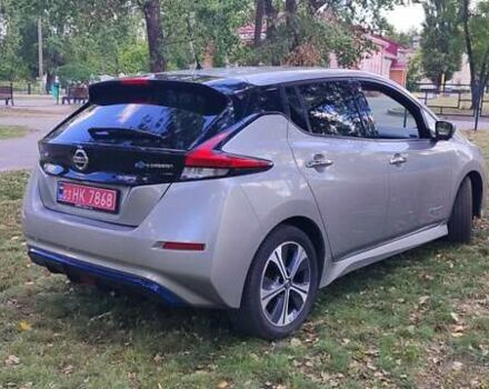 Серый Ниссан Лиф, объемом двигателя 0 л и пробегом 80 тыс. км за 13200 $, фото 6 на Automoto.ua