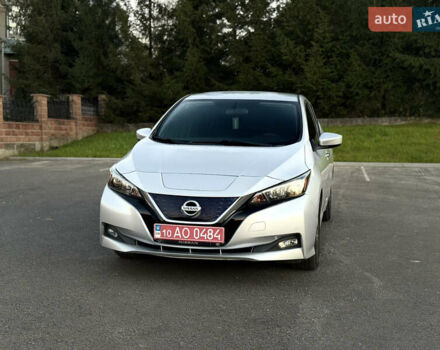 Серый Ниссан Лиф, объемом двигателя 0 л и пробегом 150 тыс. км за 10800 $, фото 1 на Automoto.ua