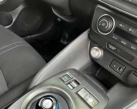 Сірий Ніссан Ліф, об'ємом двигуна 0 л та пробігом 82 тис. км за 14300 $, фото 16 на Automoto.ua