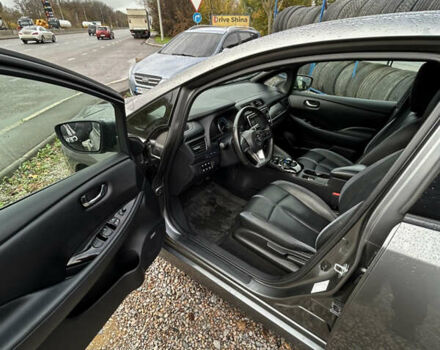 Серый Ниссан Лиф, объемом двигателя 0 л и пробегом 134 тыс. км за 13200 $, фото 14 на Automoto.ua