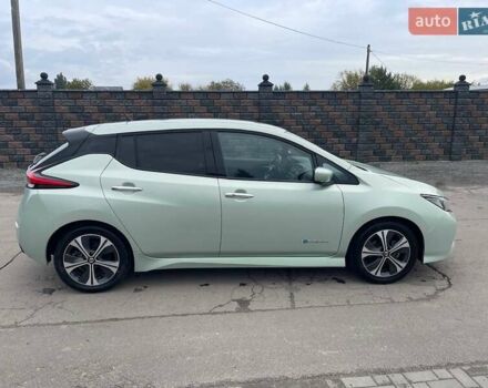 Серый Ниссан Лиф, объемом двигателя 0 л и пробегом 102 тыс. км за 13200 $, фото 13 на Automoto.ua