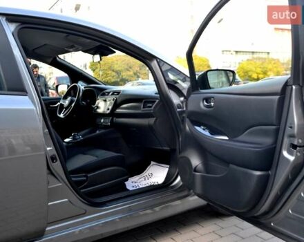 Сірий Ніссан Ліф, об'ємом двигуна 0 л та пробігом 119 тис. км за 12300 $, фото 132 на Automoto.ua