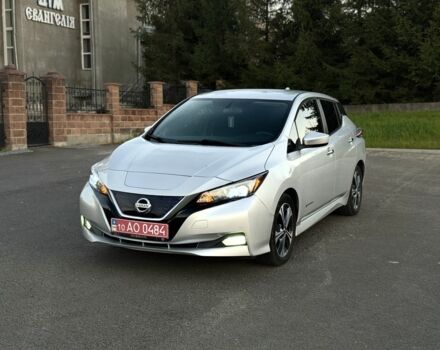 Серый Ниссан Лиф, объемом двигателя 0 л и пробегом 150 тыс. км за 10800 $, фото 1 на Automoto.ua