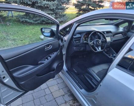 Сірий Ніссан Ліф, об'ємом двигуна 0 л та пробігом 95 тис. км за 13100 $, фото 19 на Automoto.ua