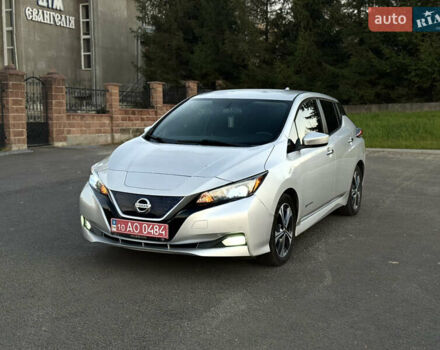 Серый Ниссан Лиф, объемом двигателя 0 л и пробегом 150 тыс. км за 10800 $, фото 5 на Automoto.ua