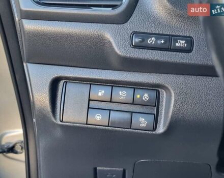 Сірий Ніссан Ліф, об'ємом двигуна 0 л та пробігом 95 тис. км за 13100 $, фото 27 на Automoto.ua