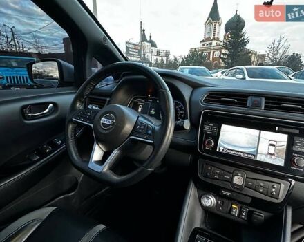 Серый Ниссан Лиф, объемом двигателя 0 л и пробегом 69 тыс. км за 15800 $, фото 20 на Automoto.ua