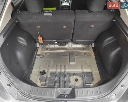 Серый Ниссан Лиф, объемом двигателя 0 л и пробегом 126 тыс. км за 12200 $, фото 19 на Automoto.ua