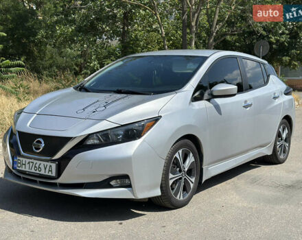 Серый Ниссан Лиф, объемом двигателя 0 л и пробегом 85 тыс. км за 12700 $, фото 2 на Automoto.ua