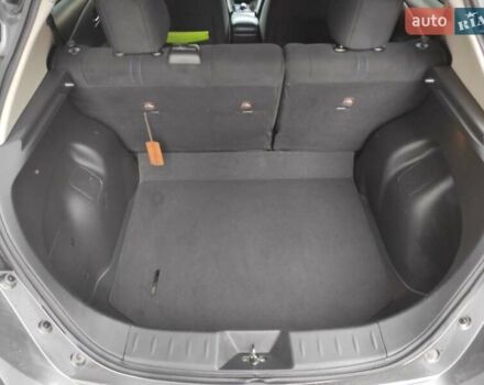 Серый Ниссан Лиф, объемом двигателя 0 л и пробегом 126 тыс. км за 12200 $, фото 20 на Automoto.ua