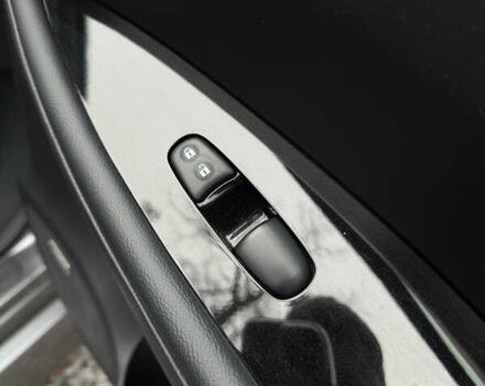 Серый Ниссан Лиф, объемом двигателя 0 л и пробегом 130 тыс. км за 11999 $, фото 15 на Automoto.ua