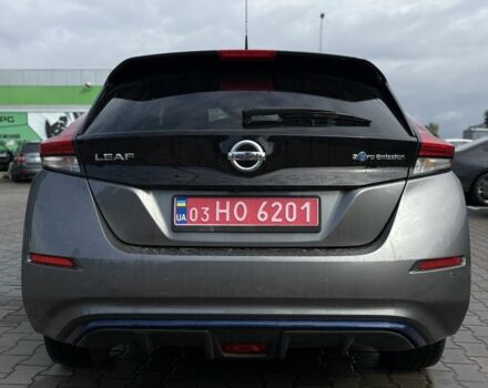 Серый Ниссан Лиф, объемом двигателя 0 л и пробегом 96 тыс. км за 12500 $, фото 4 на Automoto.ua