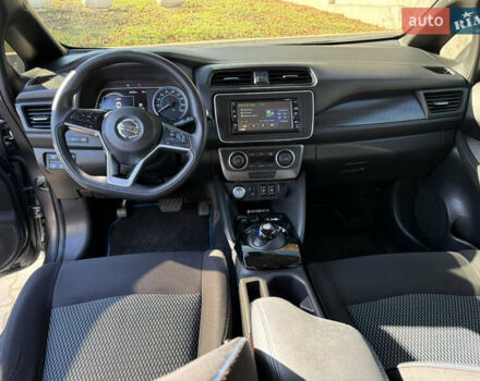 Сірий Ніссан Ліф, об'ємом двигуна 0 л та пробігом 88 тис. км за 11900 $, фото 12 на Automoto.ua