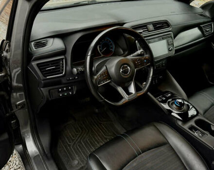 Серый Ниссан Лиф, объемом двигателя 0 л и пробегом 130 тыс. км за 11999 $, фото 30 на Automoto.ua