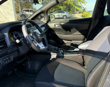 Сірий Ніссан Ліф, об'ємом двигуна 0 л та пробігом 88 тис. км за 11900 $, фото 13 на Automoto.ua