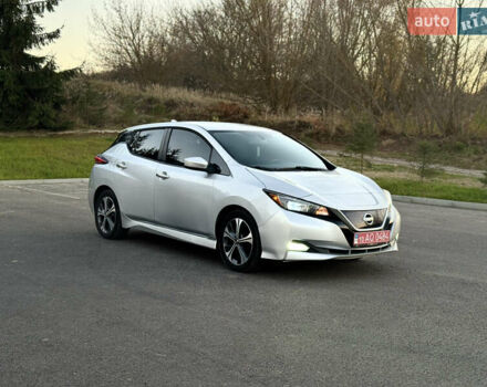 Серый Ниссан Лиф, объемом двигателя 0 л и пробегом 150 тыс. км за 10800 $, фото 11 на Automoto.ua