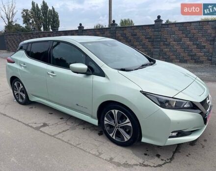 Серый Ниссан Лиф, объемом двигателя 0 л и пробегом 102 тыс. км за 13200 $, фото 14 на Automoto.ua