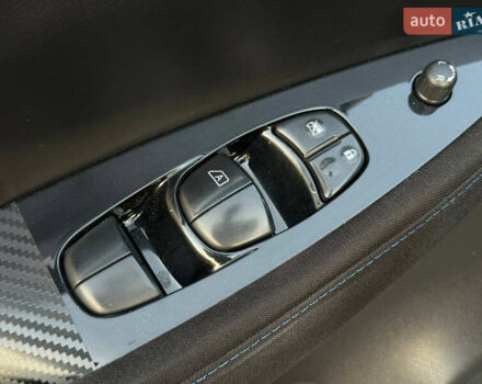 Серый Ниссан Лиф, объемом двигателя 0 л и пробегом 158 тыс. км за 11800 $, фото 25 на Automoto.ua