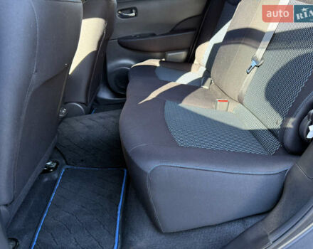 Серый Ниссан Лиф, объемом двигателя 0 л и пробегом 88 тыс. км за 11900 $, фото 17 на Automoto.ua