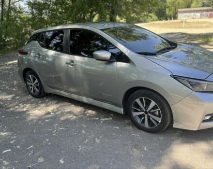 Сірий Ніссан Ліф, об'ємом двигуна 0 л та пробігом 89 тис. км за 13300 $, фото 1 на Automoto.ua