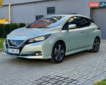 Серый Ниссан Лиф, объемом двигателя 0 л и пробегом 132 тыс. км за 12400 $, фото 1 на Automoto.ua