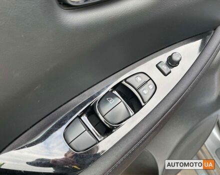 Сірий Ніссан Ліф, об'ємом двигуна 40 л та пробігом 70 тис. км за 14500 $, фото 13 на Automoto.ua