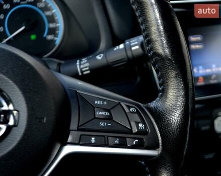 Сірий Ніссан Ліф, об'ємом двигуна 0 л та пробігом 119 тис. км за 12300 $, фото 98 на Automoto.ua