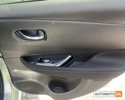 Серый Ниссан Лиф, объемом двигателя 40 л и пробегом 180 тыс. км за 14800 $, фото 26 на Automoto.ua