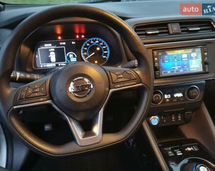 Сірий Ніссан Ліф, об'ємом двигуна 0 л та пробігом 45 тис. км за 12500 $, фото 13 на Automoto.ua