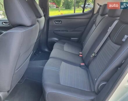 Сірий Ніссан Ліф, об'ємом двигуна 0 л та пробігом 173 тис. км за 10850 $, фото 23 на Automoto.ua