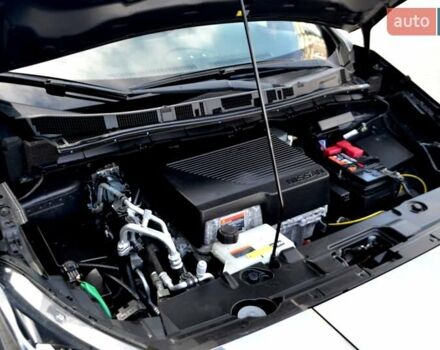 Сірий Ніссан Ліф, об'ємом двигуна 0 л та пробігом 119 тис. км за 12300 $, фото 175 на Automoto.ua