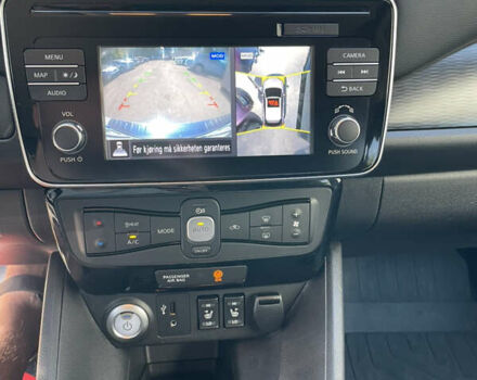 Серый Ниссан Лиф, объемом двигателя 0 л и пробегом 110 тыс. км за 13300 $, фото 31 на Automoto.ua